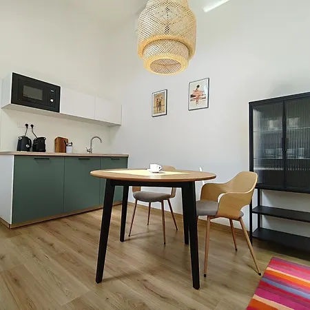 Apartment Atlas No2 With Free Parking And Ac Kosice